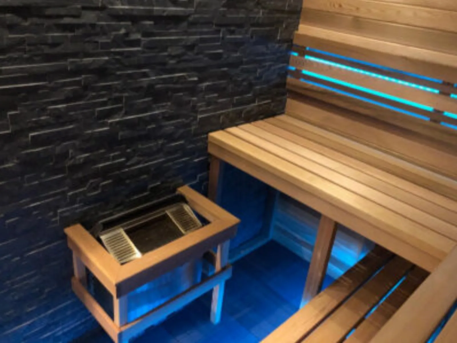 Customer build using a Home Sauna Kits package